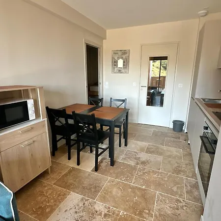 A Avec Piscine Et Parking - 4 Pers - Fr-1-309-526 *