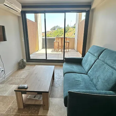 à Avec Piscine Et Parking - 4 Pers - Fr-1-309-526 Appartamento *